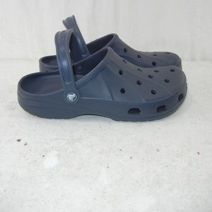 Crocs Water shoe Sandal Men's SZ 10 Women SZ 12